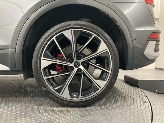Audi Q5 Sportback 12