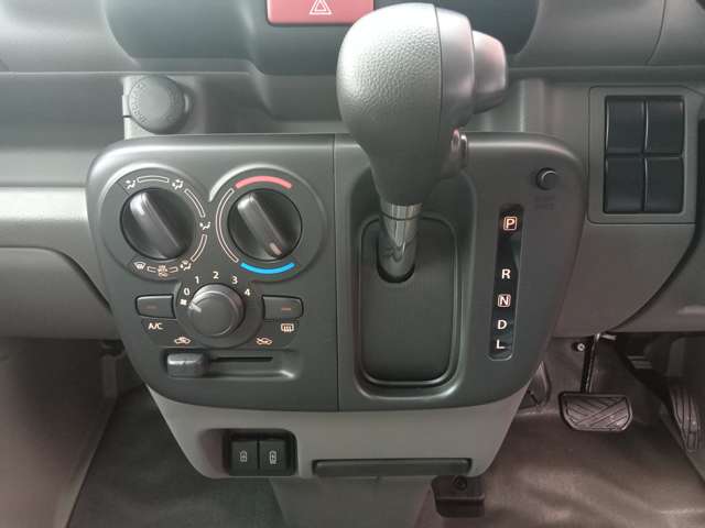 Suzuki Every 9