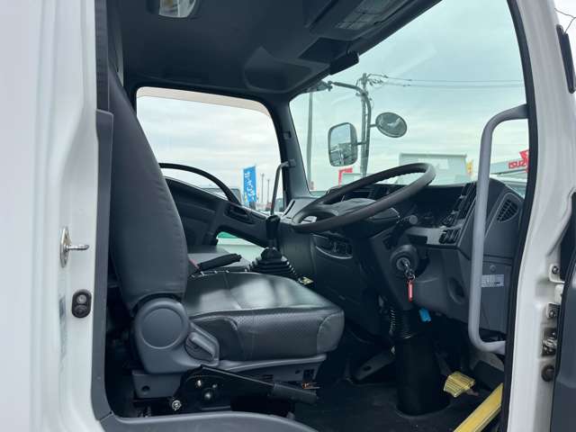 Isuzu Forward 11