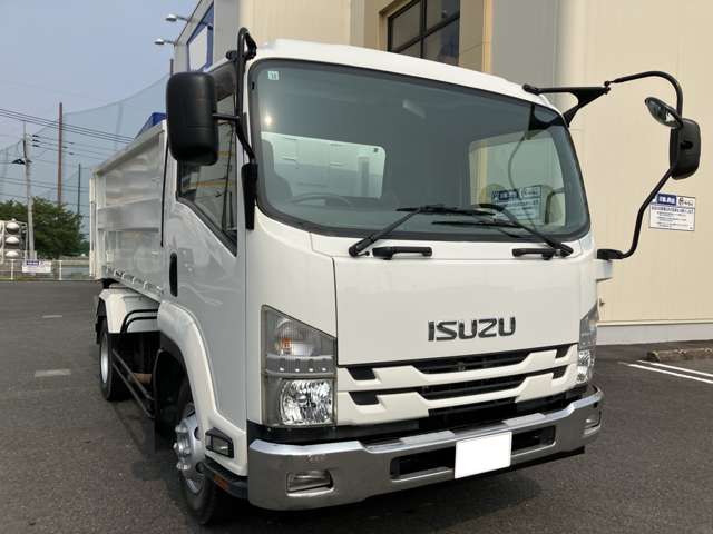 Isuzu Forward 2