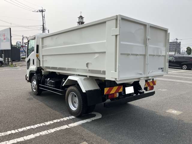 Isuzu Forward 5