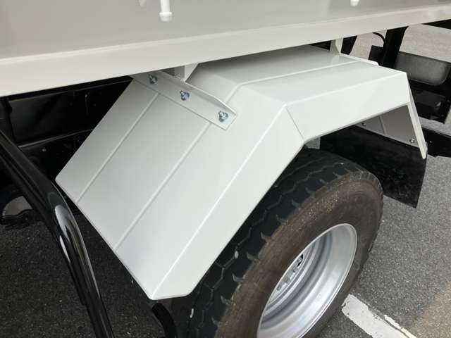 Isuzu Forward 8