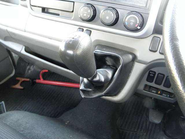 Mitsubishi Fuso Canter 5
