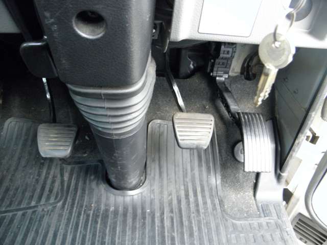 Mitsubishi Fuso Canter 6