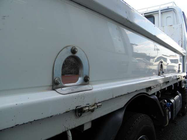 Mitsubishi Fuso Canter 10
