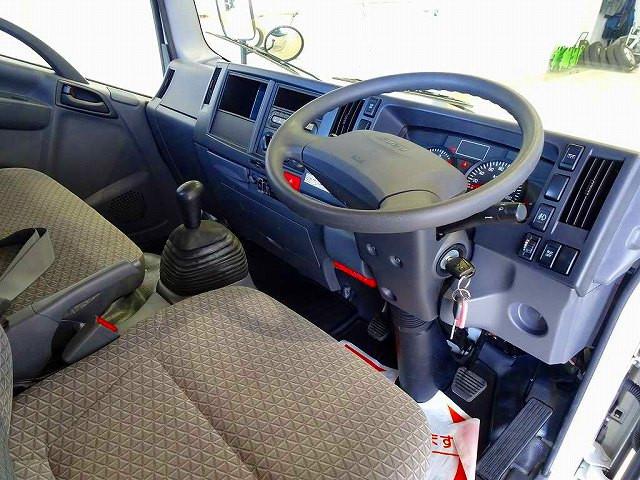 Isuzu Elf 5