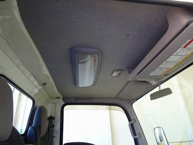 Isuzu Elf 7