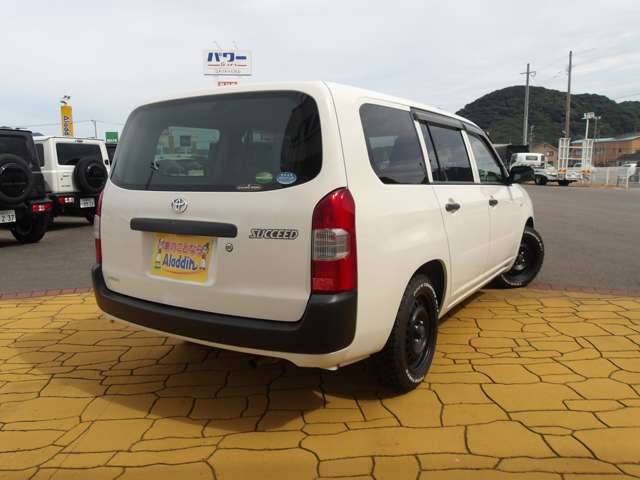 Toyota Succeed Van 5