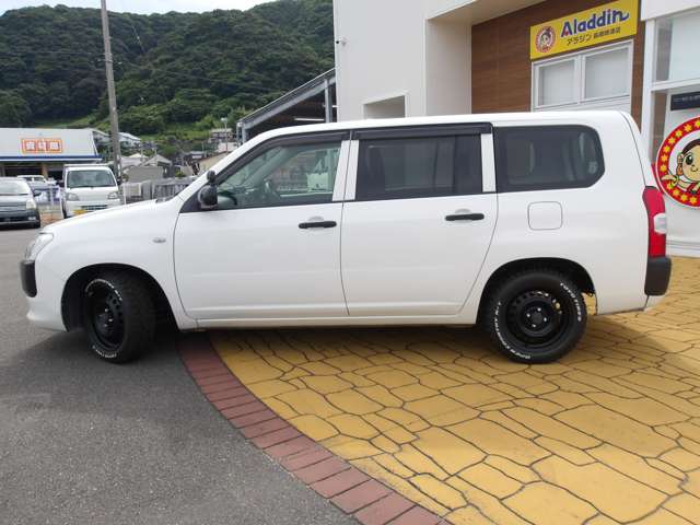 Toyota Succeed Van 8