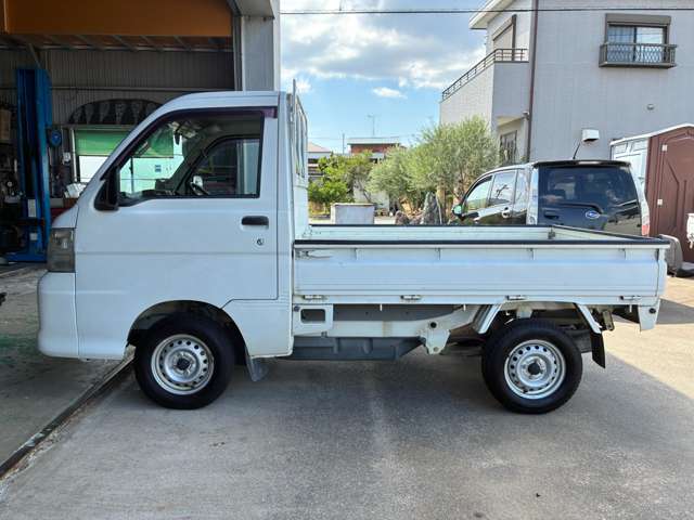 Daihatsu Hijet Truck 4