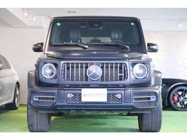 Mercedes-Benz G-Class 3