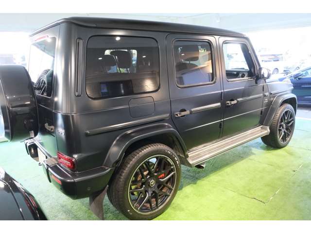 Mercedes-Benz G-Class 10