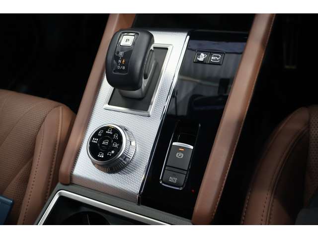 Mitsubishi Outlander 11