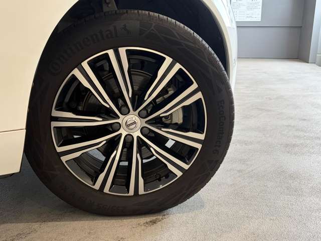 Volvo XC60 12