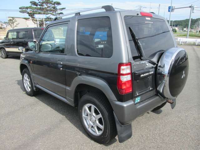 Mitsubishi Pajero Mini 7