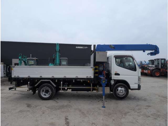 Mitsubishi Fuso Canter 4