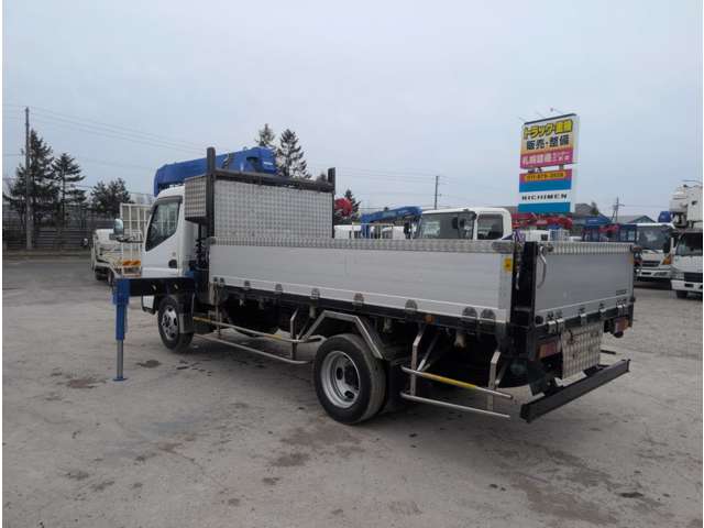 Mitsubishi Fuso Canter 7