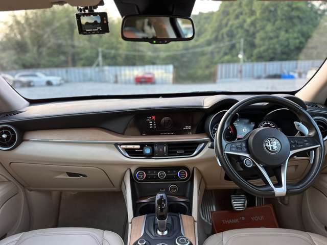 Alfa Romeo Stelvio 11