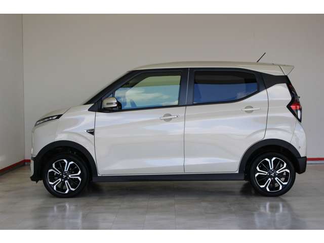 Mitsubishi eK X EV 4
