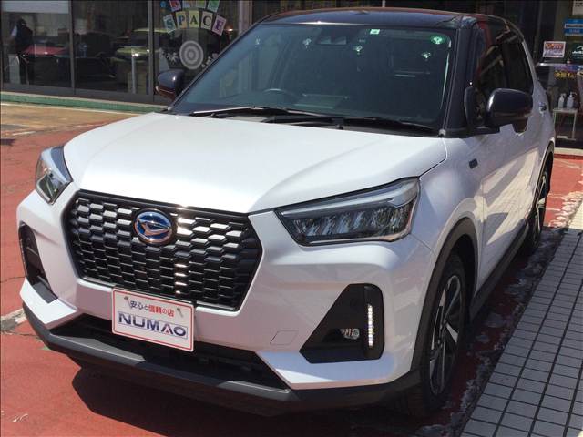 Daihatsu Rocky 8