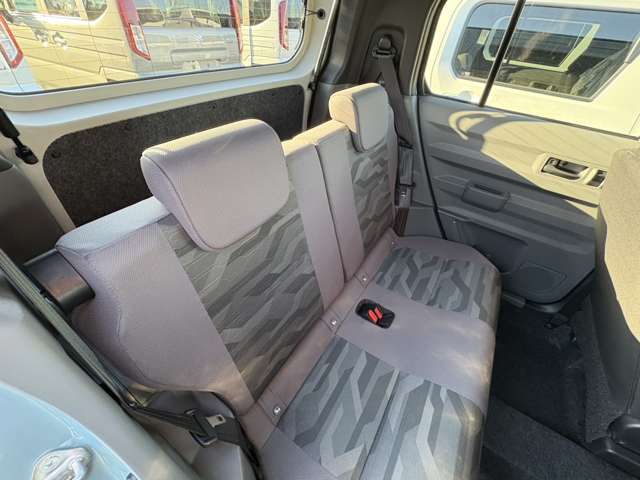 Daihatsu Taft 12