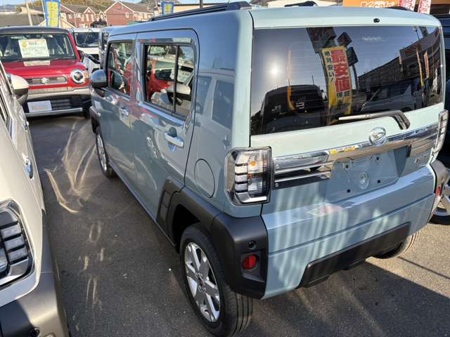 Daihatsu Taft 8
