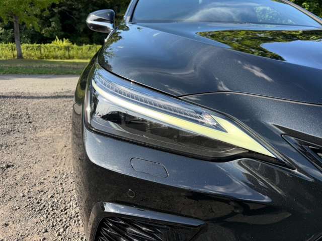 Lexus NX 11