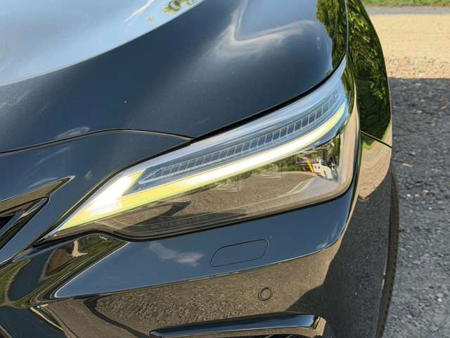 Lexus NX 4