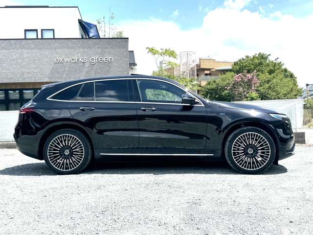 Mercedes-Benz EQC 9