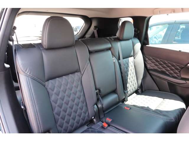 Mitsubishi Outlander 10