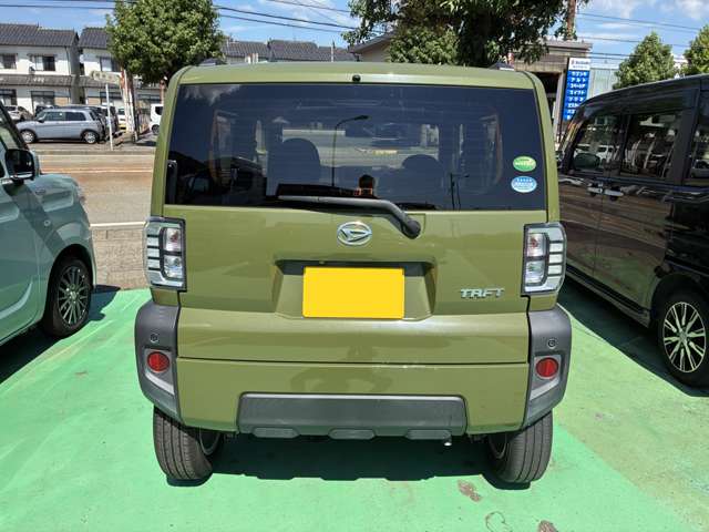 Daihatsu Taft 11