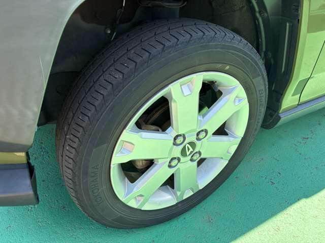 Daihatsu Taft 2