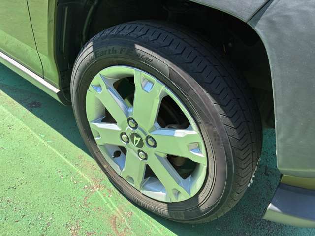 Daihatsu Taft 6
