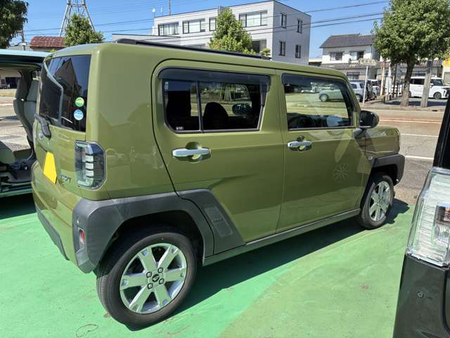 Daihatsu Taft 7