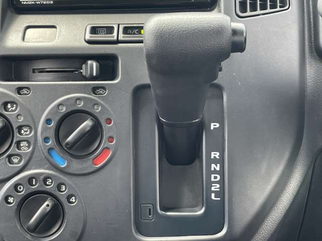 Daihatsu グランマックスカーゴ 9