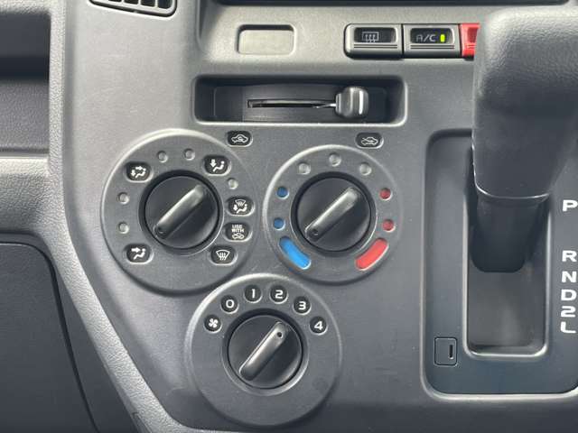 Daihatsu グランマックスカーゴ 10
