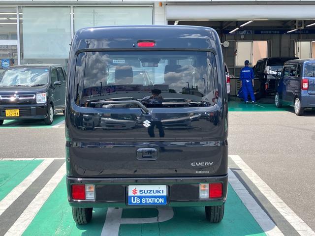 Suzuki Every 8