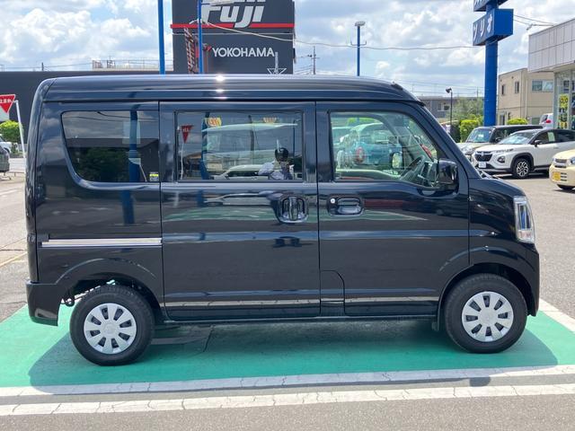 Suzuki Every 9