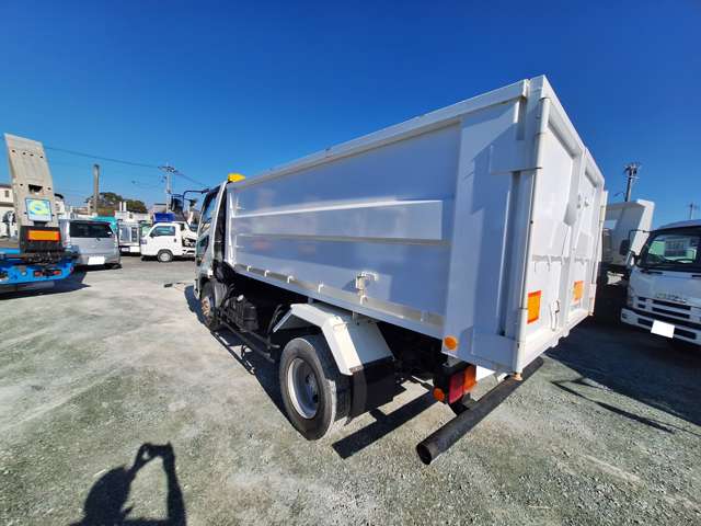 Mitsubishi Fuso Fighter 8