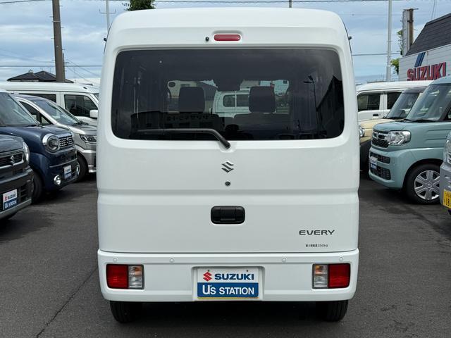 Suzuki Every 9