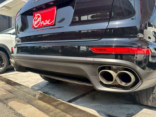 Porsche Cayenne 11