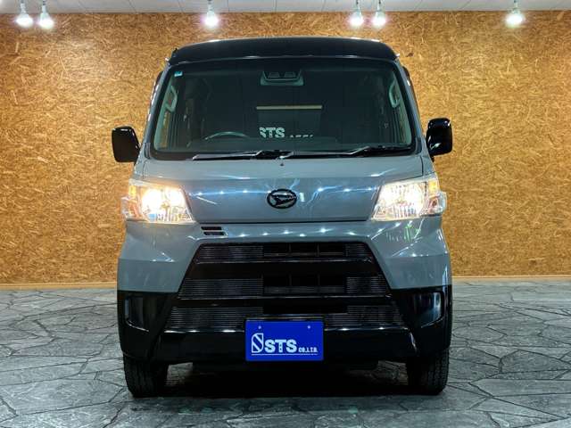Daihatsu Hijet Cargo 10