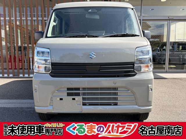 Suzuki Every 8