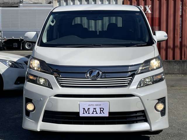 Toyota Vellfire 8