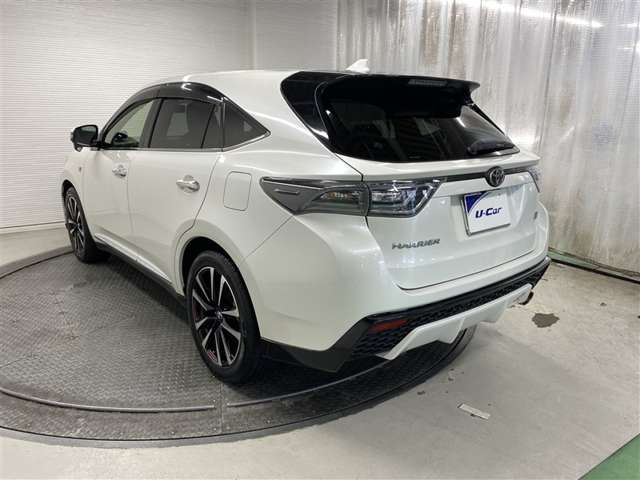 Toyota Harrier 4
