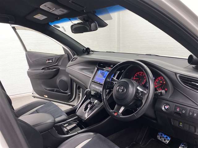 Toyota Harrier 10