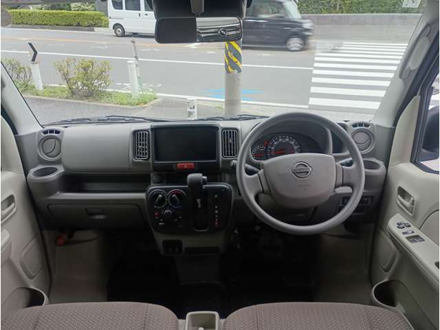Nissan NV100 Clipper 2