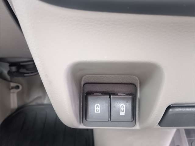 Nissan NV100 Clipper 8