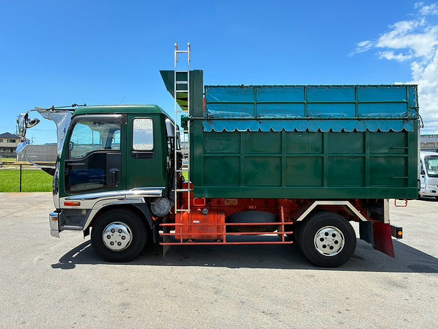 Isuzu Forward 12
