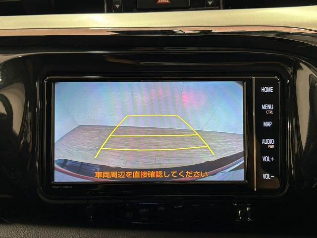 Toyota Hilux 4